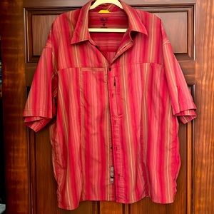 Mountain Hardwear Recycled and Organic Cotton XXL Men’s Button Up